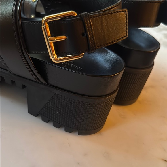 Louis Vuitton Black Sandals with Gold Accents - Picture 6 of 7